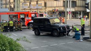 Tömegbe hajtott egy terepjáró Stuttgart belvárosában