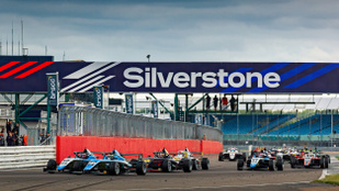 Molnár Martin dupla dobogóval és leggyorsabb körrel zárt Silverstone-ban