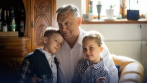 Így emlékeznek meg a magyar politikai élet szereplői az édesanyákról