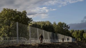 Brüsszel kontra Budapest: Az Európai Unió bíróságra viszi Magyarországot a migránscsempészeti törvények miatt