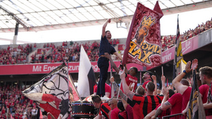 Nagy pofonnal búcsúzott Leverkusentől Xabi Alonso