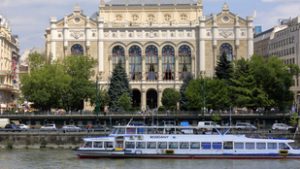 Hiába a folyamatos tiltakozás, még mindig jelen vannak a turistahajók a Duna belvárosi szakaszán