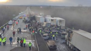 Három gyanúsítottja van az M1-esen történt tömegbalesetnek