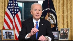 Egy szenátori jelentés szerint nem spórolt Joe Biden, háborús övezetekben újítottak fel medencéket