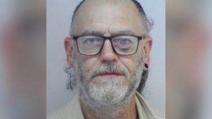 Elfogatóparancsot adtak ki a Quimby korábbi dobosa ellen