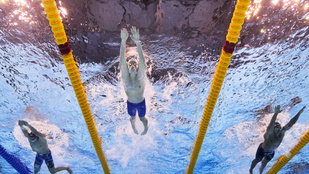 Kós Hubert bronzérmet szerzett a világbajnokságon, Marchand-ra nincs ellenszer