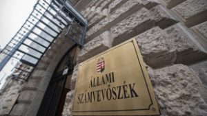Lecsapott az Állami Számvevőszék, kiderült, mennyi pénzt kapott a Fidesz alapítványa