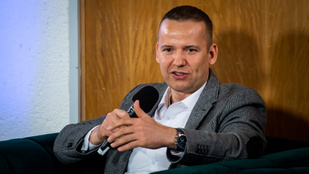 Toroczkai László egy miniszterről beszélt, aki érintett lehet a Völner-Schadl ügyben