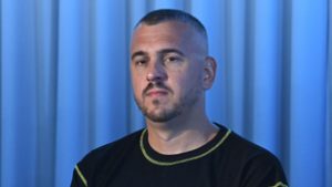 Cseh László túl van az első villanyszerelési munkáin