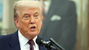 Donald Trump már 100 százalékos vámmal fenyeget