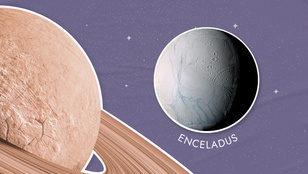 Óriási jégtükör kering a Szaturnusz körül, a napfény csaknem 100 százalékát visszaveri