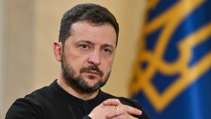 Zelenszkij figyelmeztetett: Az ukránok nem adják át földjeiket a megszállóknak