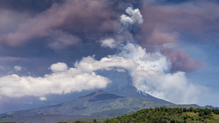 Ismét kitört az Etna