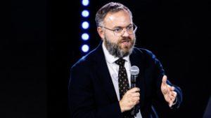 Orbán Balázs reagált a székesfehérvári kórházban történtekre, szerinte ez a Tisza Párt beszorulásának kórképe