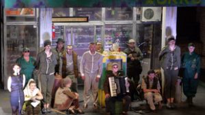 Gazdasági ellenőrt vártak, de végül toborzók vitték el a férfiakat