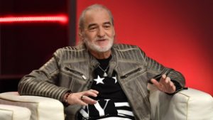 Kétségkívül ő a magyar rockszövegírás ikonja