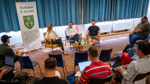 Budapesten tartják a világ első női közösségi gyűléseit