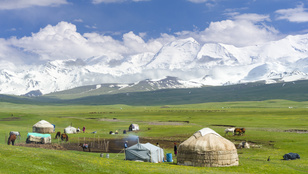 Közép-Ázsia egységes vízumrendszert vezet be, kilőhet a turizmus a sztánokban