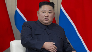 Kim Dzsongunnak adott koncertet Shaman, a hazafias dalairól ismert orosz énekes