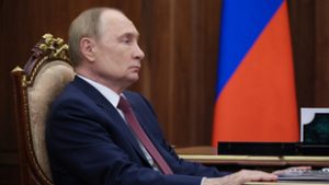 Egy kiszivárgott videó miatt aggódnak Putyin egészsége miatt
