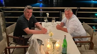 A horvát köztársasági elnökkel találkozott nyaralásán Orbán Viktor