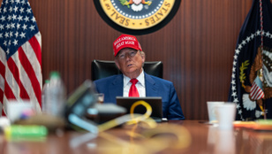 Titkos rendeletet írt alá Donald Trump, amerikai rakétacsapásokat helyezett kilátásba