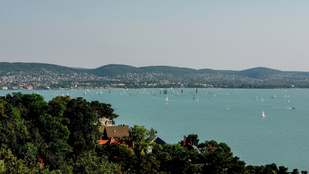 Kongatják a vészharangot a Balatonnál: a teljes kiszáradás fenyegeti a magyar tengert