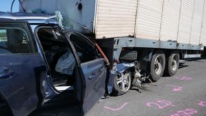 Mentőápoló halt meg a Kerekharasztnál történt ráfutásos balesetben