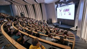 Kecskeméti campus helyett milliárdos adósságrendezés: itt az újabb fordulat a Pallas Athéné-ügyben