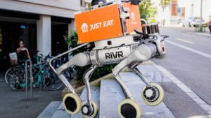 Már az utcán vannak a mesterséges intelligenciával működő robotkutyák, a jövőben ők szállítják ki a pizzát