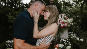 Trófeaférjet csinál Taylor Swift az NFL férfiállatából, aki ezt még élvezi is