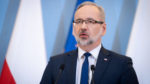 Megtámadták Adam Niedzielski volt lengyel egészségügyi minisztert