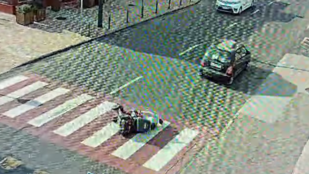 Zebrán sodort el egy 93 éves férfit egy autós Tiszaújvárosban