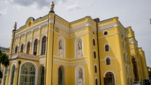Vihar fenyeget Debrecenben, az eső miatt elmarad egy színházi előadás