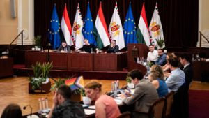 Óriási cirkusz lehet az ülésből, egymásnak eshet a Fidesz és a Tisza