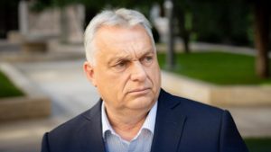 Orbán Viktor magángéppel érkezett Budapestre