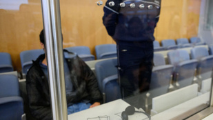 Életfogytiglani börtönre ítélték a solingeni késelőt, aki válogatás nélkül szúrta le az embereket egy fesztiválon