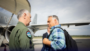 Orbán Viktor váratlanul Abu-Dzabiba utazott