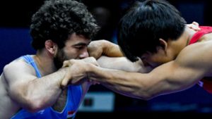 Elgurult a gyógyszere a magyar birkózónak, megütötte japán ellenfelét