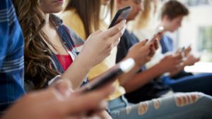 Komoly aggályokat vet fel a TikTok-őrület, amelyben a kanalaké a főszerep
