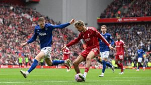 Szűk derbigyőzelmével továbbra is hibátlan a Liverpool a Premier League-ben