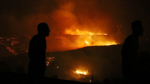 Tűzvészek tombolnak Európa-szerte, lángokban a magyarok által is kedvelt üdülőhelyek