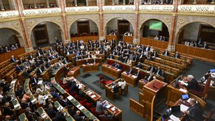 Döntött a parlament, két pozíció sorsa is eldőlt hat évre