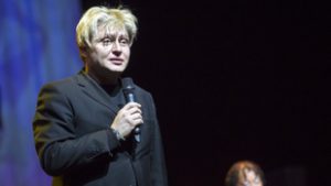 Pedofíliával vádolták meg, pert nyert a bíróságon Varnus Xavér