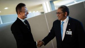 A történelemben eddig még soha nem látott vendég érkezik Magyarországra