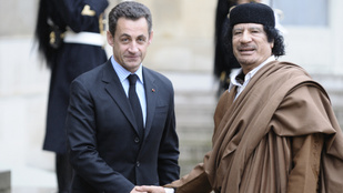 A börtön VIP-szárnyába kerül az elnök, akinek aktatáskában küldte a milliárdokat a líbiai diktátor