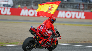 A pokol legmélyebb bugyraiból tört ismét a csúcsra Marc Márquez, hetedszerre MotoGP-bajnok a spanyol zseni
