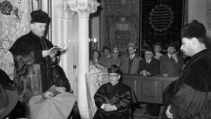 Megfigyelve, de megtörhetetlenül: egy rabbi az állambiztonság hálójában