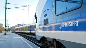 Egységesen 25 ezer forint lesz a MÁV pótdíj összege, fedélzeten és csekken is