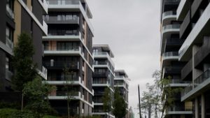 Felrobbant az ingatlanpiac: ötéves rekordot döntött az eladó lakások száma